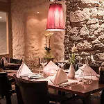 Отель Hotel Interlaken