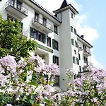 因特拉肯酒店 酒店 4*