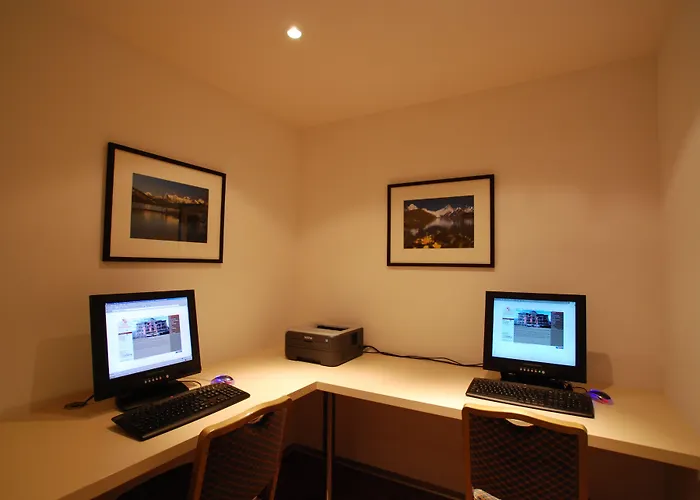 因特拉肯酒店 4* 因特拉肯