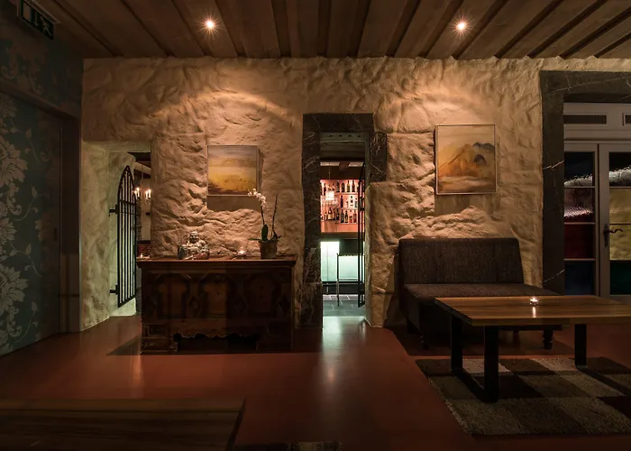 因特拉肯酒店 酒店