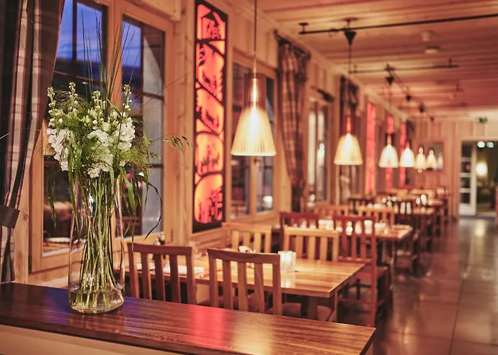 因特拉肯酒店 4*