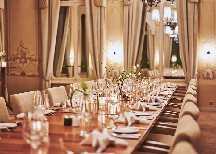 因特拉肯酒店 酒店