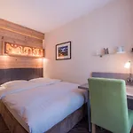Hotel Interlaken אינטרלאקן