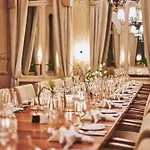 Hotel Interlaken מלון