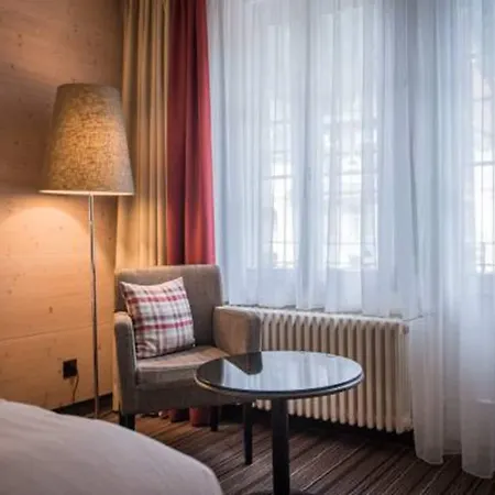 Hotel Interlaken 4* Entrelagos